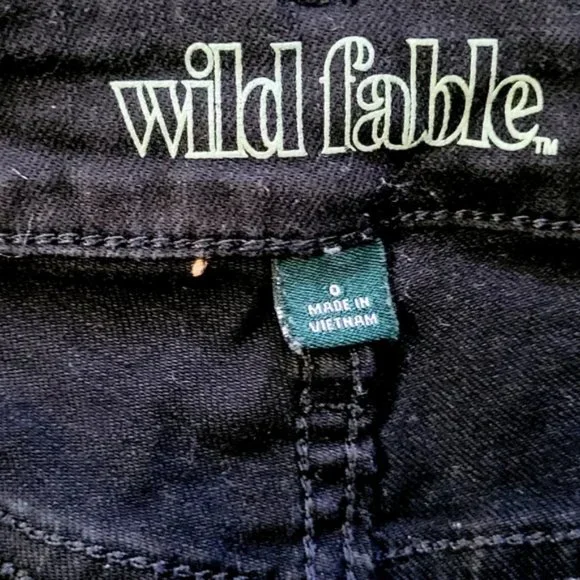 Distressed Black Skinny Jeans - Picture 5 of 5